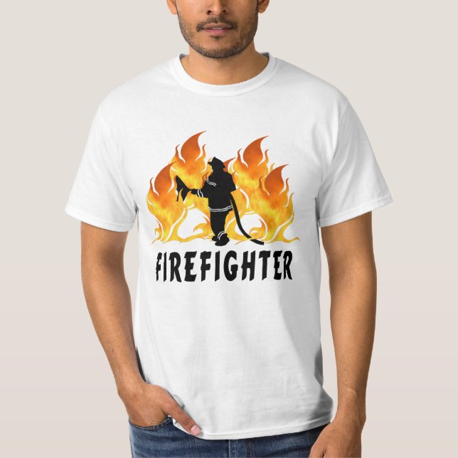 En avfyrakämpe flammar t shirt (Framsida)