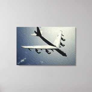 En B-52 Stratofortress i flyg 2 Canvastryck
