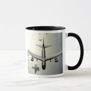 En B-52 Stratofortress i flyg 2 Mugg