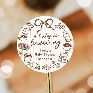 En baby brygger kaffe Baby Shower-dekal Runt Klistermärke