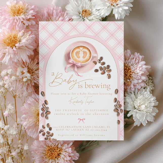 En baby brygger kaffe flicka rosa rosett babyfiran inbjudningar (Skapare uppladdad)