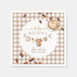 En baby brygger kaffebönor Baby Shower Pappersservett