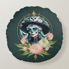 En bedövande kvinna med en bedövande skallmakerie rund kudde