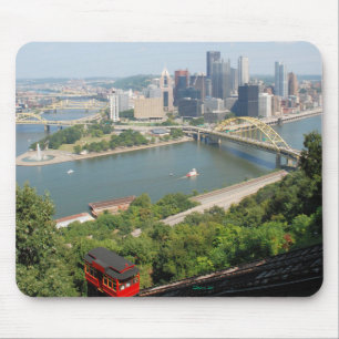 En beskåda av i stadens centrum Pittsburgh från Musmatta