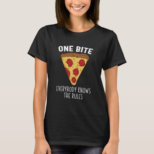 En bita alla vet reglerPizzaskjortan T Shirt (Framsida)