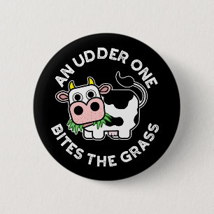 En Bita i Mörken BG för den grassfunniga Cow Pun Knapp