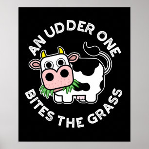 En Bita i Mörken BG för den grassfunniga Cow Pun Poster