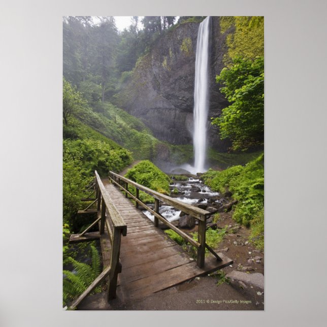 En bro över Columbia River och Latourell Falls Poster (Framsidan)