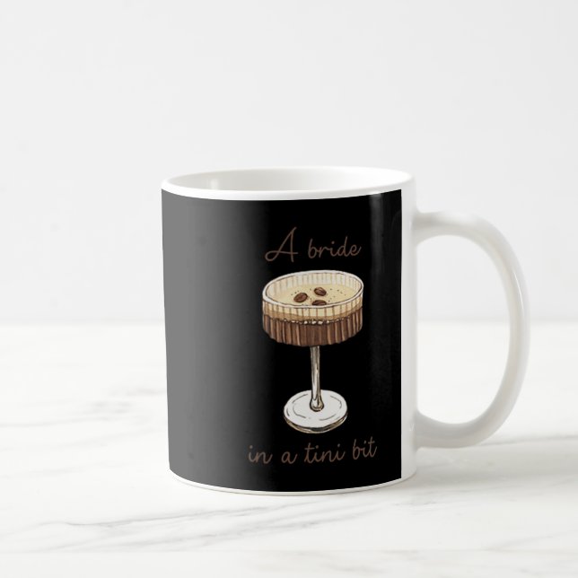 En brud i en liten brud rolig Martini möhippa Kaffemugg (Höger)