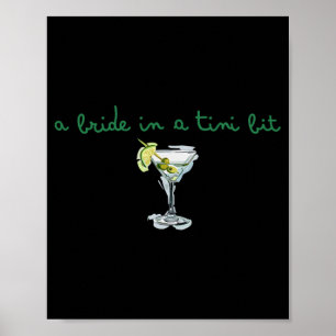 En brud i en liten brudklänning martini sällskap poster