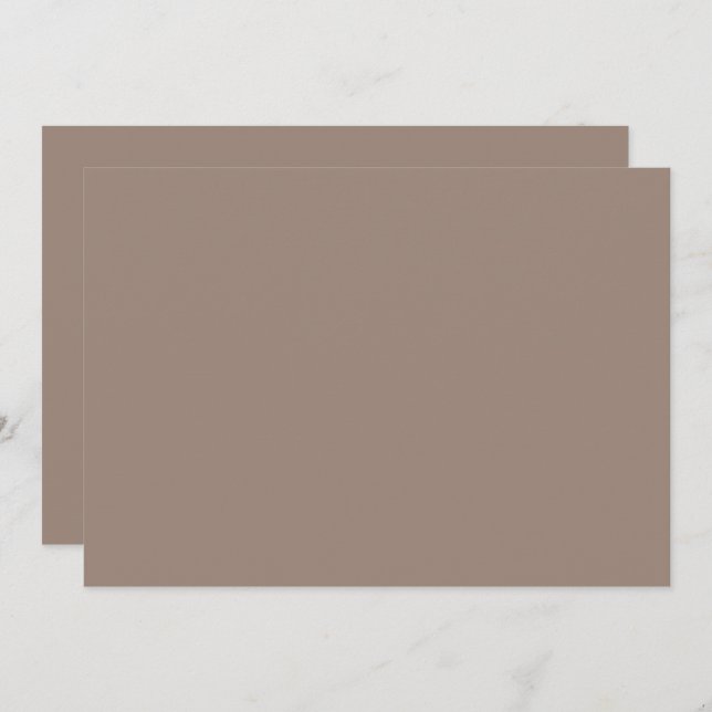 en brun vägg med klocka på den inbjudningar (Fram/baksida)