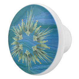 En brust av fjädrar Keramisk knopp / Drag