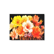 En bukett av blommande gula blommor på en vägg