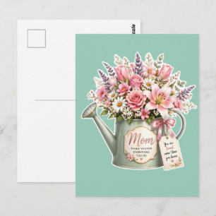 En bukett blommor i en vattenkanna till mamma vykort