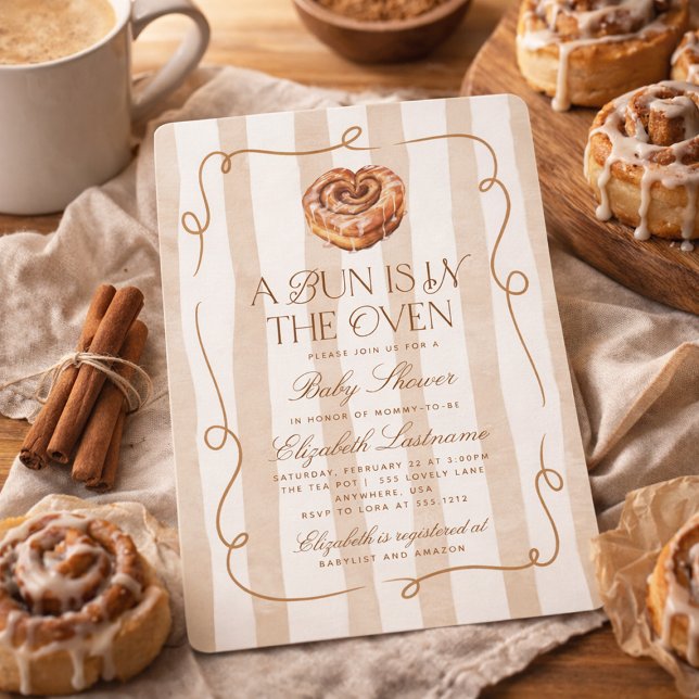 En bulle i ugnen Cinnamon Roll tema baby shower Inbjudningar (A Bun in the Oven Cinnamon Roll Theme Baby Shower Invitation)