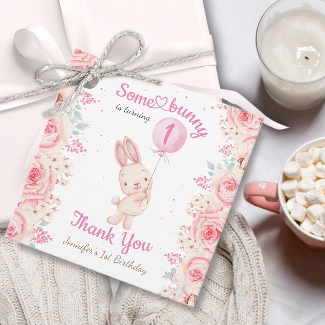En Bunny är ONE! Flickans Rosa 1:a födelsedag Gåvor Etiketter (Skapare uppladdad)