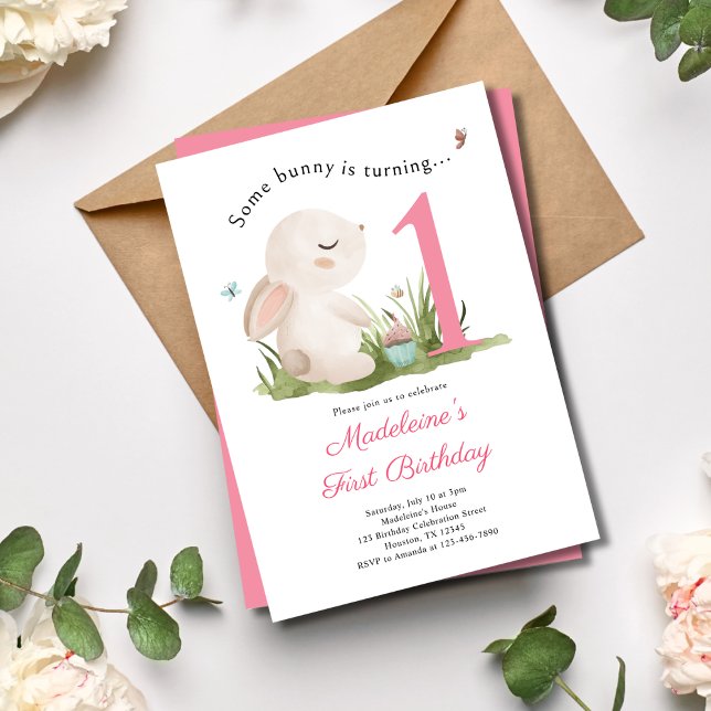 En Bunny är One Girls Rosa 1:a födelsedagen Inbjudningar (Skapare uppladdad)