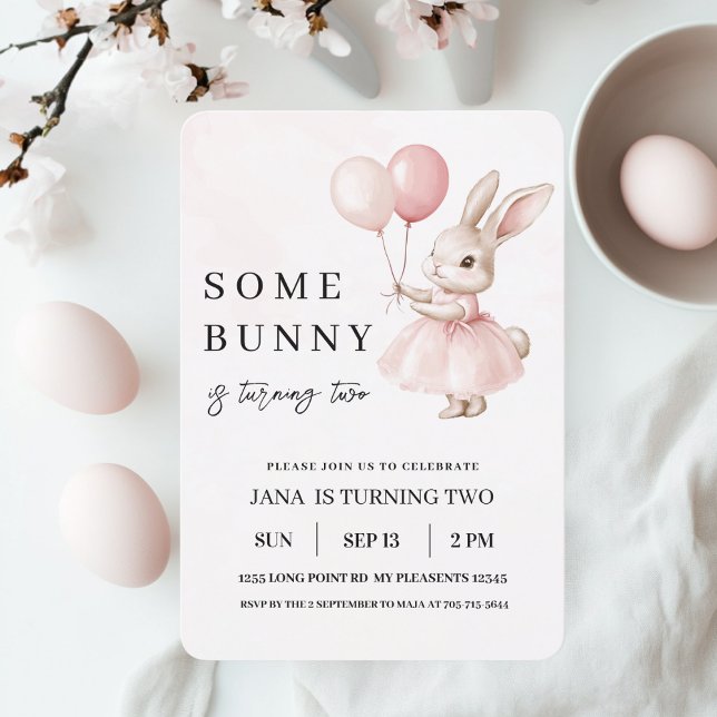 En Bunny har födelsedag | Pastel Rosa Inbjudningar (Skapare uppladdad)