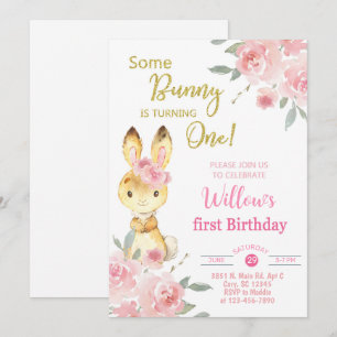 En bunny ringer en flickfödelserbjudande inbjudningar
