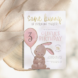 En Bunny Watercolor Rosa & Guld Födelsedagsfest Inbjudningar