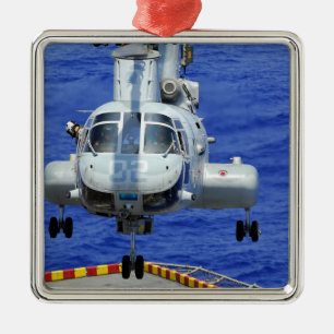En CH-46E Sea Knight-helikopter Julgransprydnad Metall