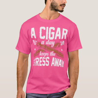 En Cigarrett Om Dagen Håller Stress På Avstånd T Shirt