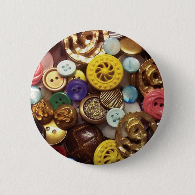 En Collage av Buttons gult rullar däribland Knapp (Framsida)
