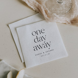 En dagars minimalistisk repetitionsmiddag pappersservett