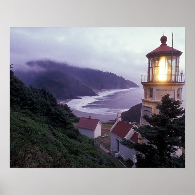 En dimman på Oregon kusten vid Heceta Poster (Framsidan)
