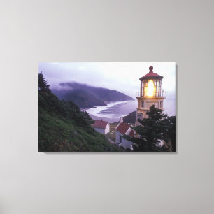 En dimmig dag på Oregon-kusten vid Heceta Canvastryck