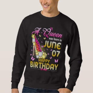 En drottning föddes den 7 juni Grattis på födelsed Lång Ärmad Tröja