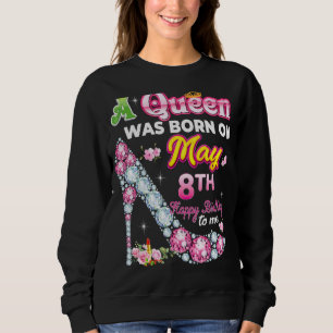 En drottning föddes den 8 maj i Grattis på födelse T Shirt