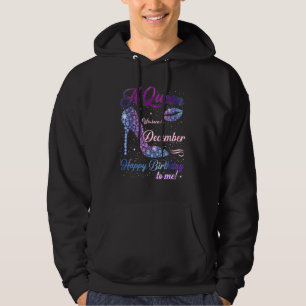 En drottning föddes i december Grattis på födelsed Hoodie