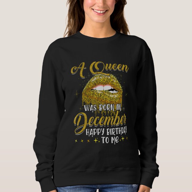 En drottning föddes i december Grattis på födelsed T Shirt (Framsida)