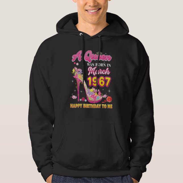 En drottning föddes i mars 1967 Grattis på födelse Hoodie (Framsida)
