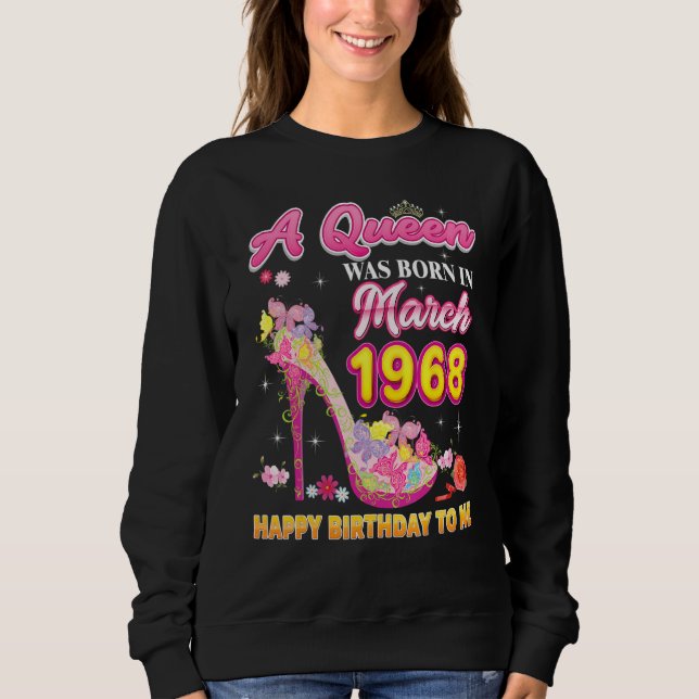 En drottning föddes i mars 1968 Grattis på födelse T Shirt (Framsida)