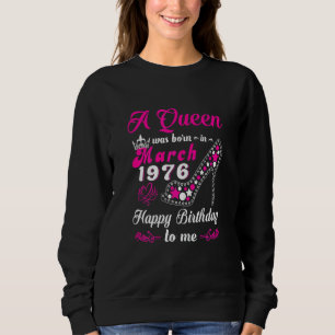 En drottning föddes i mars 1976 Grattis på födelse T Shirt