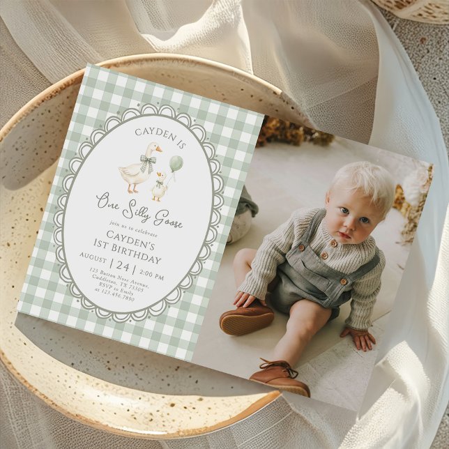 En dum gås grön Gingham 1-års födelsedagsfoto Inbjudningar (Skapare uppladdad)