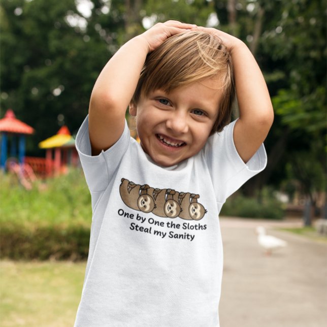 En efter en Sloths stjäl min Sanity T-Shirt (Skapare uppladdad)