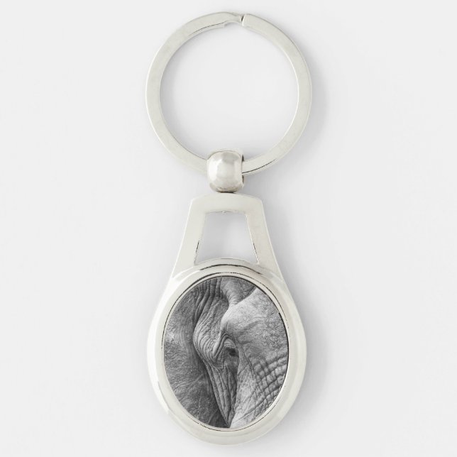 En elefants öga ovalt silverfärgad nyckelring (Framsidan)