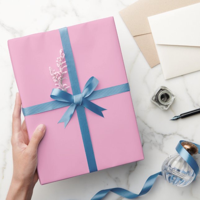 En enhetlig mjuk rosa bakgrund presentpapper (Gifting)