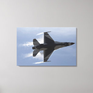 En F-16-kamp mot Falcon drar upp G:s Canvastryck