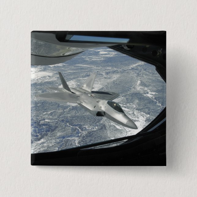 En F-22 Raptor banker från KC-135 Knapp (Framsida)