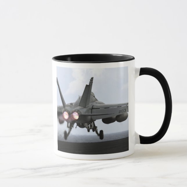 En F/A-18E-Toppen-häftning Mugg (Höger)