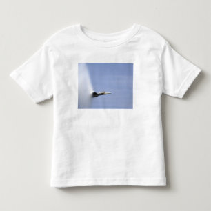 En F/A-18E-Toppen-hornet når hastigheten för den T-shirt