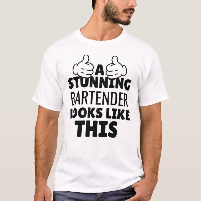 En fantastisk bartender ser ut som den här fina pr t shirt (Framsida)