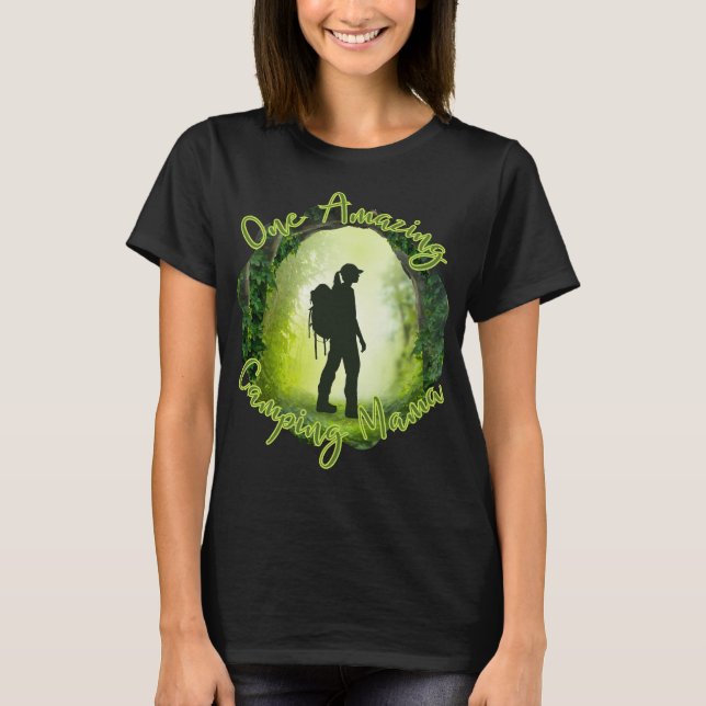 En fantastisk Camping mamma - Campper mamma grönt  T Shirt (Framsida)