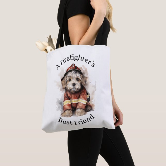 En Firefighters Best Friend Hund Fireman Outfit Tygkasse (Närbild)