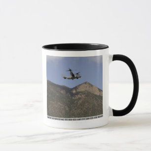 En fiskgjuse CV-22 Mugg