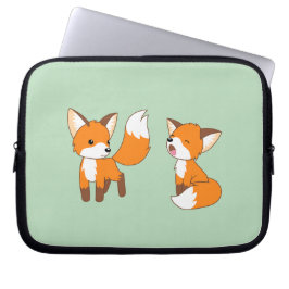 En fläck av kute och små rävar på Grönten Laptop Fodral